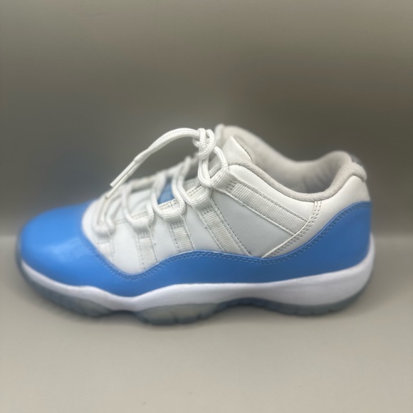 Jordan 11 Retro Low “University Blue” Sz 4y/5.5w - Picture 2 of 8